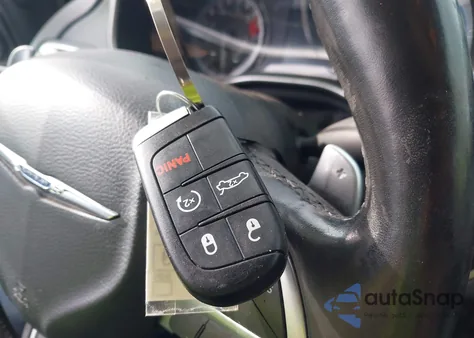 2015 Chrysler 200 Limited z USA, uszkodzony, nr VIN 1C3CCCAG0FN740567